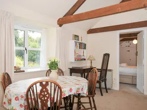 Cottage with garden & barbeque - Image 5
