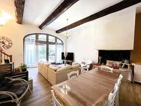 Holiday home with barbeque, garden & hot tub | Garden view | Suitable for remote work - Image 4