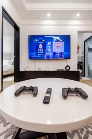 Children-friendly flat with terrace & pool | Pool view - Image 4