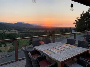 Cozy Secluded Log Cabin Retreat with Stunning Views, Luxury Comfort & Grill Deck in Sequim, Washington - Image 5