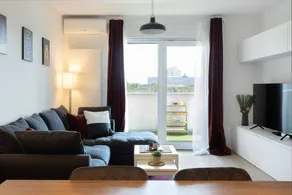 Flat with terrace - Image 4