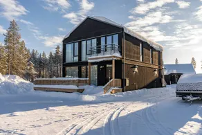 Spacious villa for large groups in Idre - Image 3