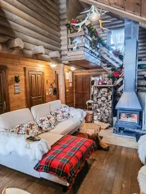 Child-friendly holiday home with hot tub, private pool & barbeque | Pool view - Image 4