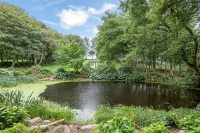 Family-friendly holiday home with terrace, garden & barbecue - Image 4
