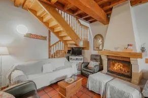 Familienorientiertes weiträumiges Ferienhaus mit Terrasse, Garten und Grill | Bergblick | Haustiere sind willkommen - Image 3