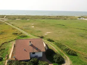 Children-friendly house with terrace, sauna & barbeque | Sea view | Next to the beach | Pets are welcome - Image 5
