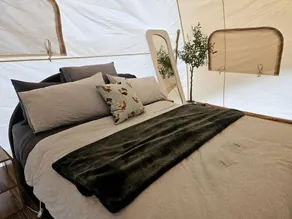 Opulent Glamping Escape with Lake Views & Outdoor Firepit in Victoria, Australia - Image 3