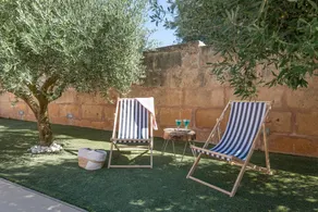Villa with terrace, private pool & garden - Image 5