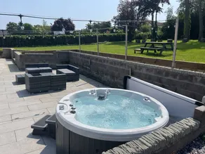 Cottage adapté aux familles avec jardin et jacuzzi | Vue plage | Avec animaux autorisés - Image 2
