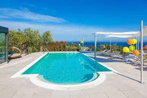 Familienfreundliche tolle Ferienwohnung mit beheiztem Pool, Garten und Terrasse | Meerblick | Hunde erlaubt - Image 2