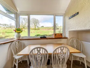 Family-oriented wonderful cottage with garden | Pet-friendly - Image 5