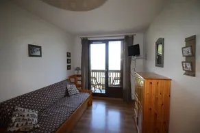 300m from resort center, Ground floor, view valley, balcony, tv, ski locker, 19m², Auris en Oisans - Image 3