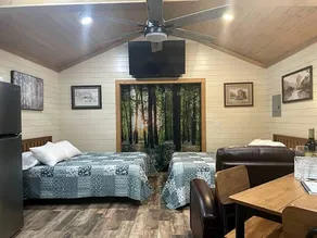 Dream Glamping in Texas in this Cozy, Pet-Friendly Cabin in Bastrop, TX - Image 2