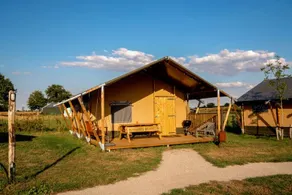Nice tent with BBQ & pool - Image 2