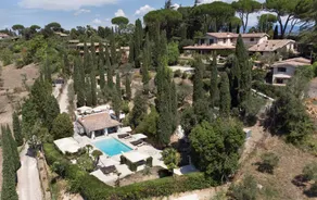 Acogedora villa con piscina privada, jardín y terraza - Image 3