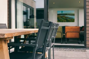 Holiday home with terrace & garden - Image 5