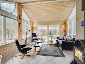 Ferienhaus mit Sauna und Terrasse - Image 3