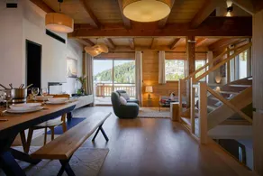 Semi-detached ski-in, ski-out chalet in the Aravis mountains - OVO Network - Image 2