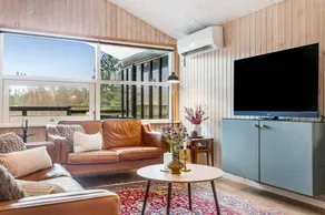 House with terrace & barbecue - Image 3