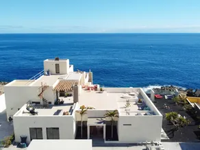 Exklusive Villa am Meer mit privatem und natürlichem Pool - Image 4