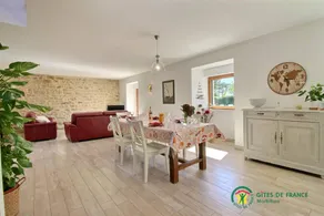 Gite with garden & terrace - Image 5