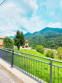House with terrace | Panoramic view - Image 2