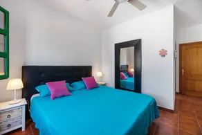 Junior Suite with Terrace for Holidays, Wi-Fi and Air Conditioning - Image 5