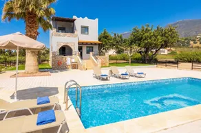 Villa avec piscine privée, jardin et terrasse | Vue plage - Image 2