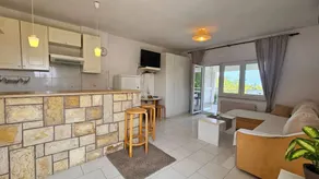 Nice holiday apartment with terrace & barbecue | Close to the beach | Dogs allowed - Image 5