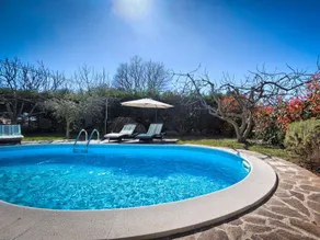 Villa with barbeque, garden & terrace - Image 5