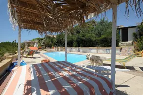 Flat with terrace & pool | Sea view - Image 4