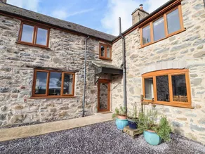 Children-friendly cottage with sauna, jacuzzi & barbecue | Pets allowed - Image 4