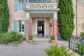 Castle with heated pool, terrace & barbeque | Mountain view | Good for workation - Image 4