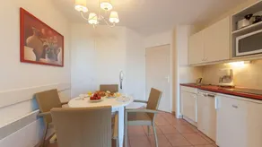 Apartment with terrace & pool | Pets are welcome - Image 3