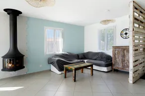 House with garden & terrace - Image 3