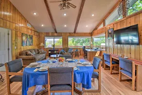 Stunning Treetop Villa - 1 Mi to Mariposa! - Image 5
