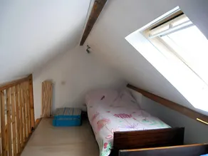 Guest Room 'Bord de Mer' with Shared Pool, Terrace and Wi-Fi - Image 5