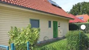 Child-friendly holiday home with barbecue, terrace & garden - Image 2