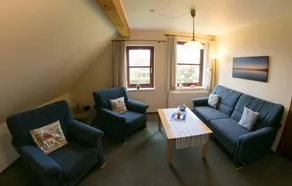 Apartamento vacacional con barbacoa, jardín y terraza | Vistas al jardín - Image 2