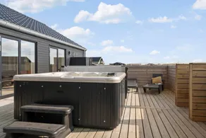 Fully equipped pleasant holiday home with hot tub, terrace & sauna | Pets allowed - Image 2
