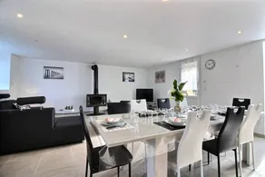 Gite with garden & terrace - Image 4