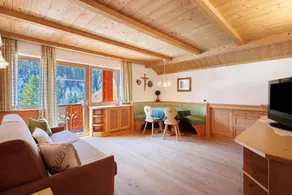 Flat with garden | Garden view - Image 2