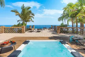 Villa with barbecue, garden & terrace - Image 2