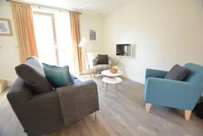 Cottage with BBQ & garden - Image 3