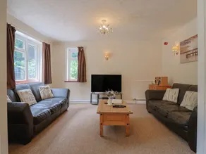 Family-oriented cottage with garden | Pets are welcome - Image 4