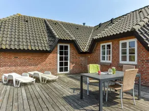 Child-friendly spacious holiday home with terrace & sauna | Next to the beach | Pets allowed - Image 5