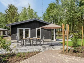Nice bungalow with terrace & heated pool | Pets allowed - Image 4