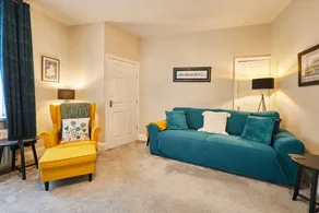 Child-friendly holiday home with terrace & garden | Sea view | Next to the beach | Pets are welcome - Image 3