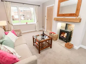 Child-friendly pleasant cottage with terrace & garden | Pets are welcome - Image 3