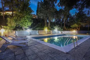 Children-friendly spacious villa with barbeque, garden & private pool | Panoramic view - Image 2